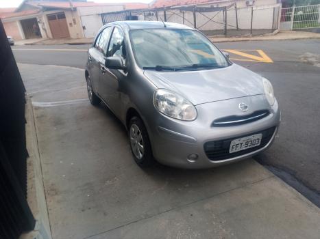 NISSAN March 1.0 12V 4P S FLEX, Foto 2