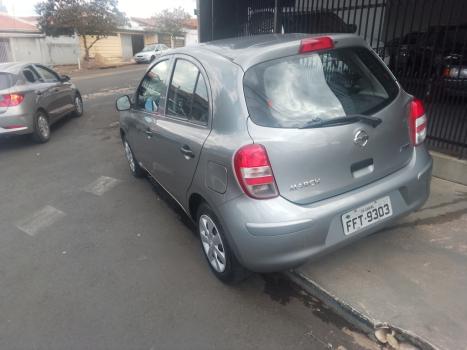 NISSAN March 1.0 12V 4P S FLEX, Foto 4