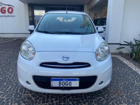 NISSAN March 1.0 12V 4P S FLEX, Foto 2