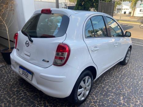 NISSAN March 1.0 12V 4P S FLEX, Foto 4