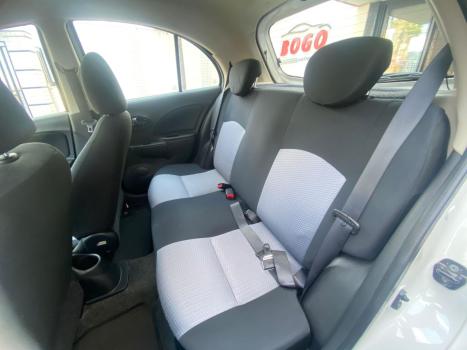 NISSAN March 1.0 12V 4P S FLEX, Foto 9