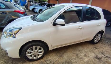 NISSAN March 1.6 16V 4P SV FLEX AUTOMTICO CVT, Foto 3