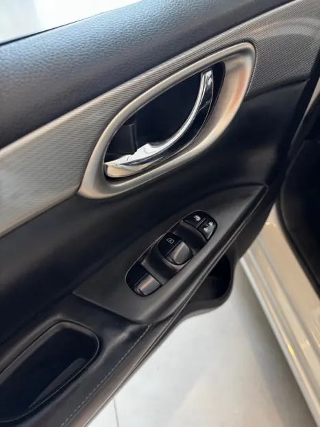 NISSAN Sentra 2.0 16V 4P SV FLEX AUTOMTICO CVT, Foto 9