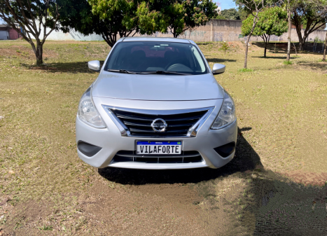 NISSAN Versa Sedan 1.0 4P FLEX, Foto 1