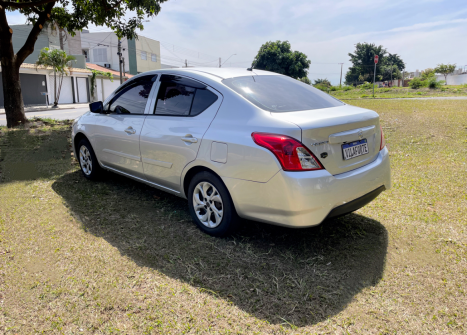 NISSAN Versa Sedan 1.0 4P FLEX, Foto 4