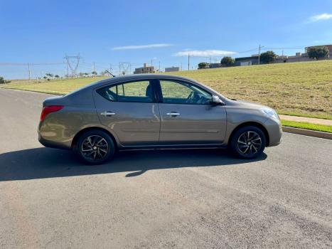 NISSAN Versa Sedan 1.6 16V 4P FLEX SV, Foto 6
