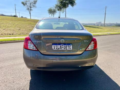 NISSAN Versa Sedan 1.6 16V 4P FLEX SV, Foto 4