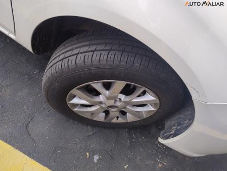 NISSAN Versa Sedan 1.6 16V 4P FLEX SL, Foto 5