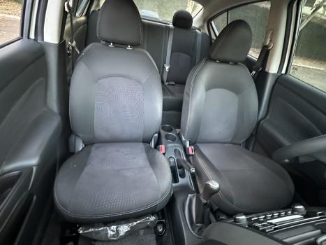 NISSAN Versa Sedan 1.6 16V 4P FLEX SL, Foto 4