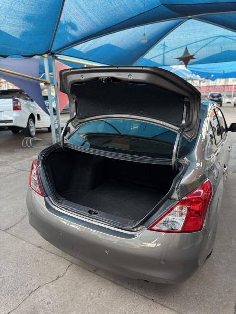 NISSAN Versa Sedan 1.6 16V 4P FLEX SL, Foto 9