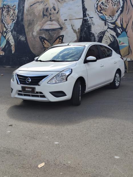 NISSAN Versa Sedan 1.6 16V 4P FLEX SV, Foto 3