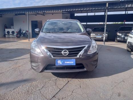 NISSAN Versa Sedan 1.0 4P FLEX S, Foto 3