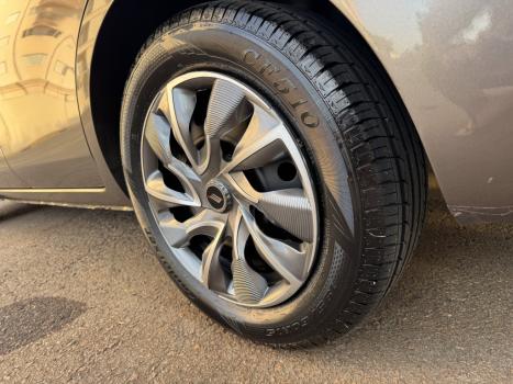 NISSAN Versa Sedan 1.6 16V 4P FLEX SV, Foto 13