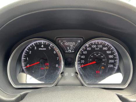 NISSAN Versa Sedan 1.6 16V 4P FLEX SL, Foto 4