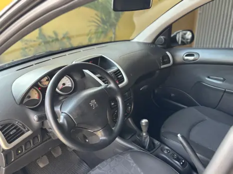 PEUGEOT 207 Hatch 1.4 XR FLEX, Foto 6