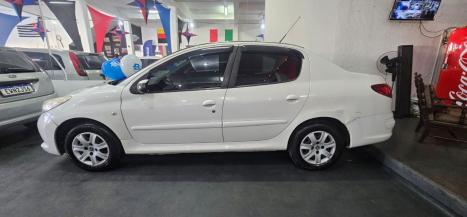 PEUGEOT 207 Sedan 1.4 4P PASSION XR FLEX, Foto 2