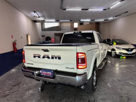 RAM 2500 6.7 I6 24V SLT CABINE DUPLA TURBO DIESEL LARAMIE 4X4 AUTOMTICO, Foto 9