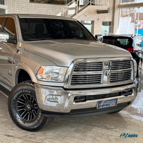 RAM 2500 6.7 I6 24V SLT CABINE DUPLA TURBO DIESEL LARAMIE 4X4 AUTOMTICO, Foto 5