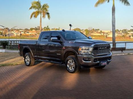 RAM 2500 6.7 I6 24V SLT CABINE DUPLA TURBO DIESEL LARAMIE 4X4 AUTOMTICO, Foto 1