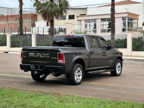 RAM Classic 5.7 V8 32V 4P HEMI LARAMIE AUTOMTICO, Foto 3