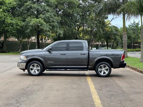 RAM Classic 5.7 V8 32V 4P HEMI LARAMIE AUTOMTICO, Foto 6