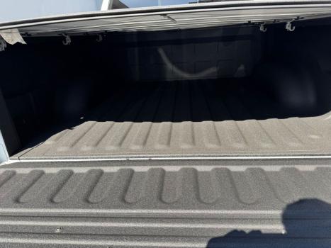 RAM Classic 5.7 V8 32V 4P HEMI LARAMIE AUTOMTICO, Foto 6