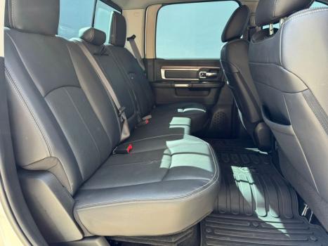 RAM Classic 5.7 V8 32V 4P HEMI LARAMIE AUTOMTICO, Foto 11