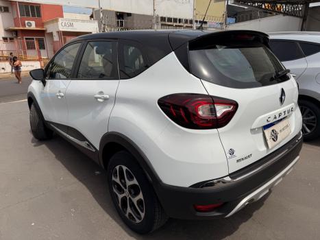 RENAULT Captur 1.6 16V 4P FLEX BOSE AUTOMTICO, Foto 4