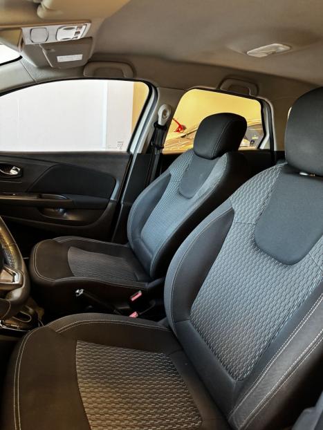 RENAULT Captur 1.6 16V 4P FLEX SCE INTENSE X-TRONIC CVT, Foto 7