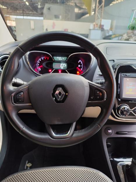RENAULT Captur 1.6 16V 4P FLEX SCE INTENSE X-TRONIC CVT, Foto 6