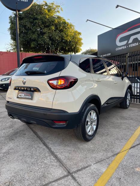 RENAULT Captur 1.6 16V 4P FLEX SCE LIFE X-TRONIC CVT, Foto 5