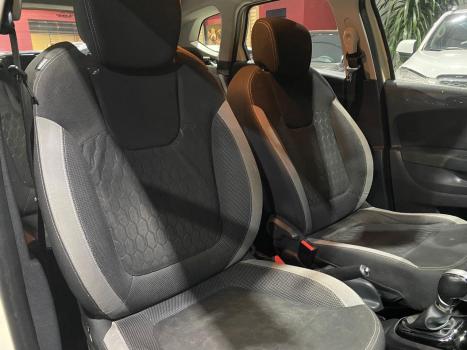RENAULT Captur 1.6 16V 4P SCE ZEN X-TRONIC AUTOMTICO CVT, Foto 11