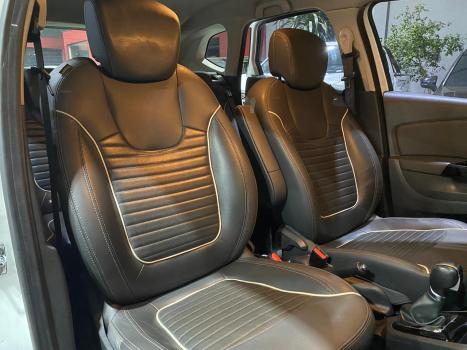 RENAULT Captur 1.6 16V 4P FLEX SCE INTENSE X-TRONIC CVT, Foto 11