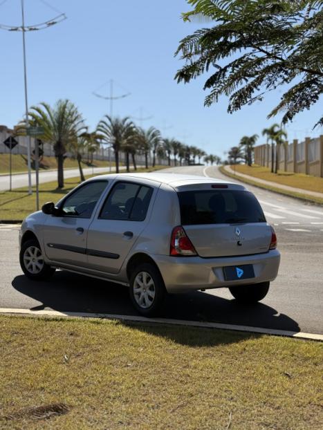 RENAULT Clio Hatch 1.0 16V 4P AUTHENTIQUE, Foto 3