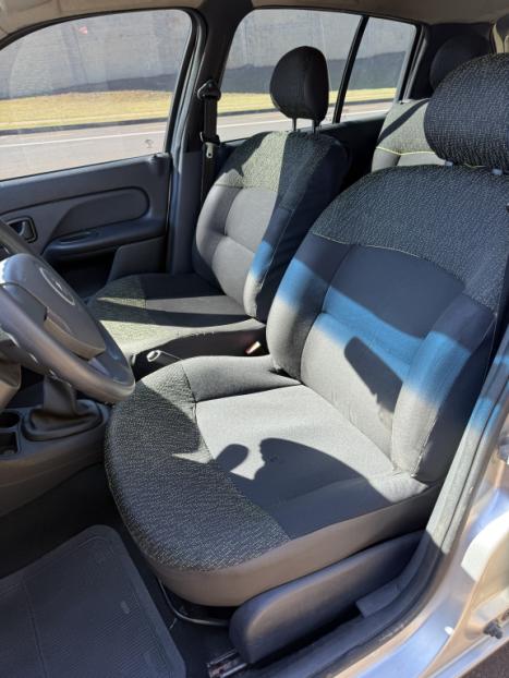 RENAULT Clio Hatch 1.0 16V 4P AUTHENTIQUE, Foto 6