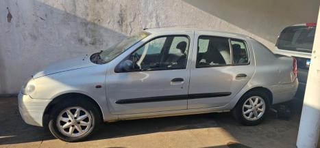 RENAULT Clio Sedan 1.0 16V 4P PRIVILEGE, Foto 2