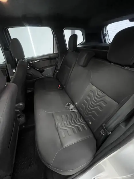 RENAULT Duster 1.6 16V 4P FLEX DYNAMIQUE AUTOMTICO CVT, Foto 6