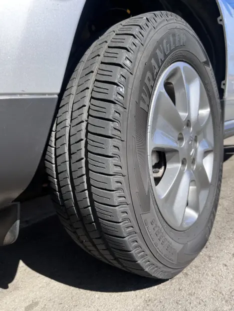RENAULT Duster 1.6 16V 4P FLEX DYNAMIQUE AUTOMTICO CVT, Foto 15