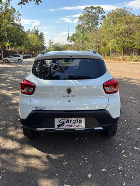RENAULT Kwid 1.0 12V 4P SCE FLEX OUTSIDER, Foto 4