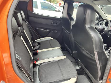 RENAULT Kwid 1.0 12V 4P SCE FLEX INTENSE, Foto 6