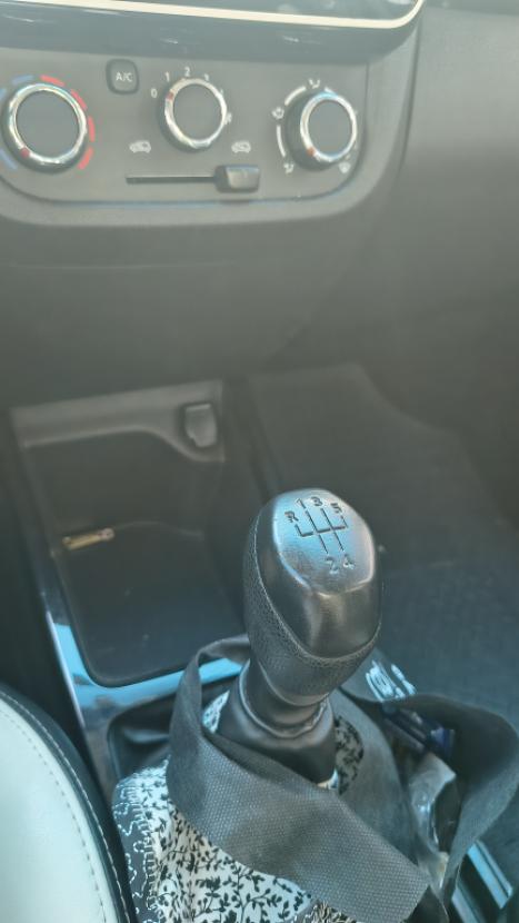 RENAULT Kwid 1.0 12V 4P SCE FLEX INTENSE, Foto 2