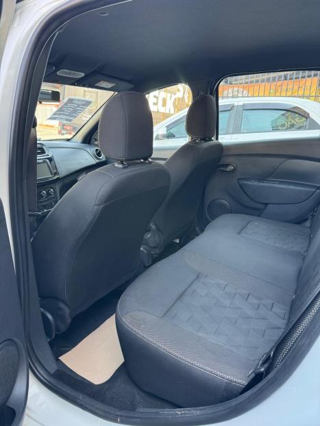 RENAULT Logan 1.0 12V 4P FLEX SCE ZEN, Foto 9