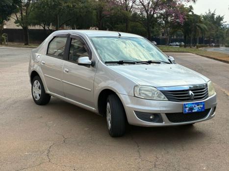 RENAULT Logan 1.6 16V 4P FLEX EXPRESSION, Foto 3