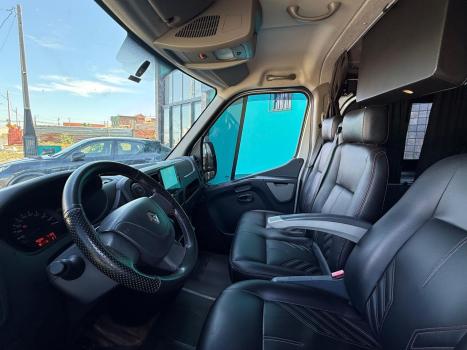 RENAULT Master 2.3 16V 4P GRAND FURGO TURBO DIESEL INTERCOOLER, Foto 5