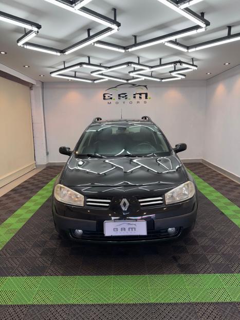 RENAULT Megane Grand Tour 1.6 16V 4P FLEX DYNAMIQUE, Foto 2
