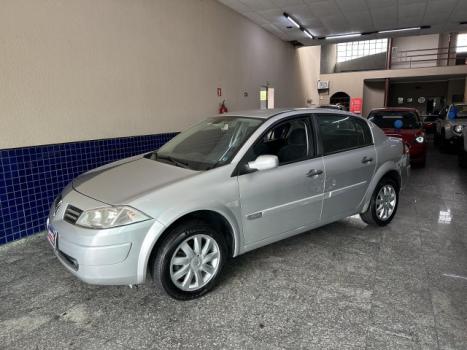 RENAULT Megane Sedan 1.6 16V 4P FLEX DYNAMIQUE, Foto 2