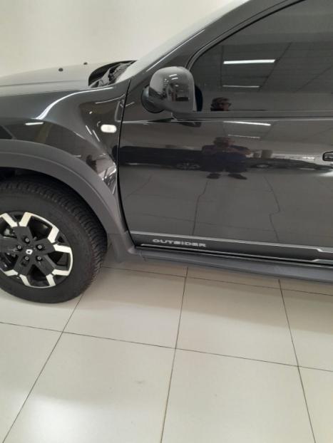 RENAULT Oroch 1.3 16V 4P OUTSIDER TURBO TCe AUTOMTICO CVT, Foto 4