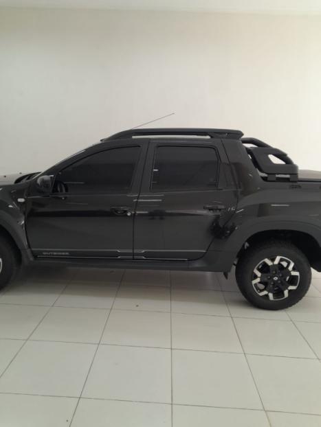 RENAULT Oroch 1.3 16V 4P OUTSIDER TURBO TCe AUTOMTICO CVT, Foto 5