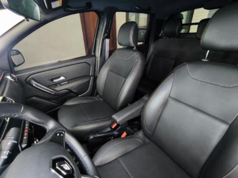 RENAULT Oroch 1.3 16V 4P OUTSIDER TURBO TCe AUTOMTICO CVT, Foto 19