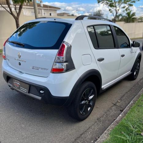 RENAULT Sandero 1.6 4P FLEX STEPWAY RIP CURL, Foto 5